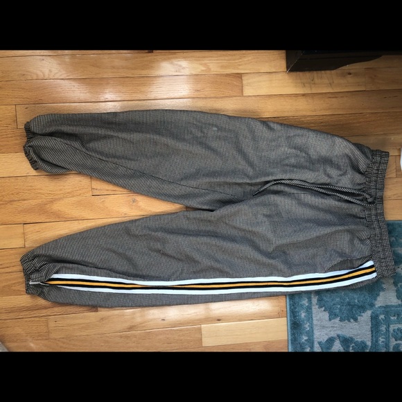 joggers - Picture 3 of 3